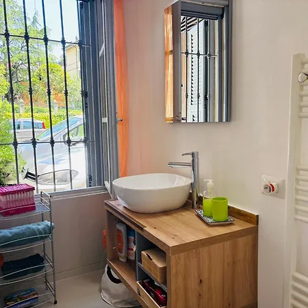 Apartment Friendly Africa Center